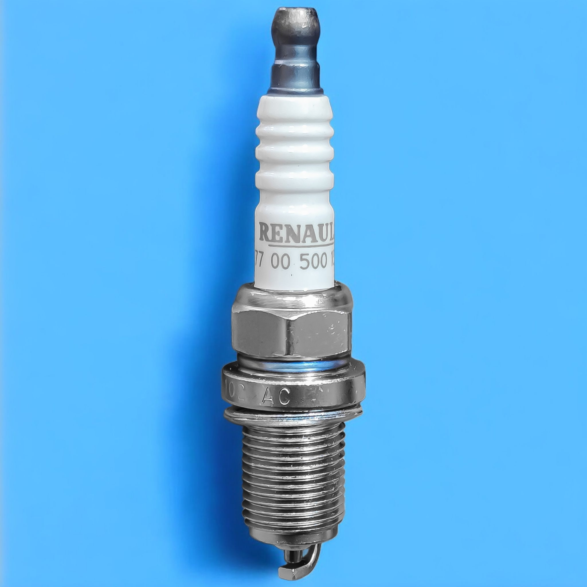 شمع موتور خودرو رنو مدل XU7.XU7P.XUM کد 102AC.France+1 پایه کوتاه مناسب برای پژو ۴۰۵ ، پارس سمند بسته ۴ عددی