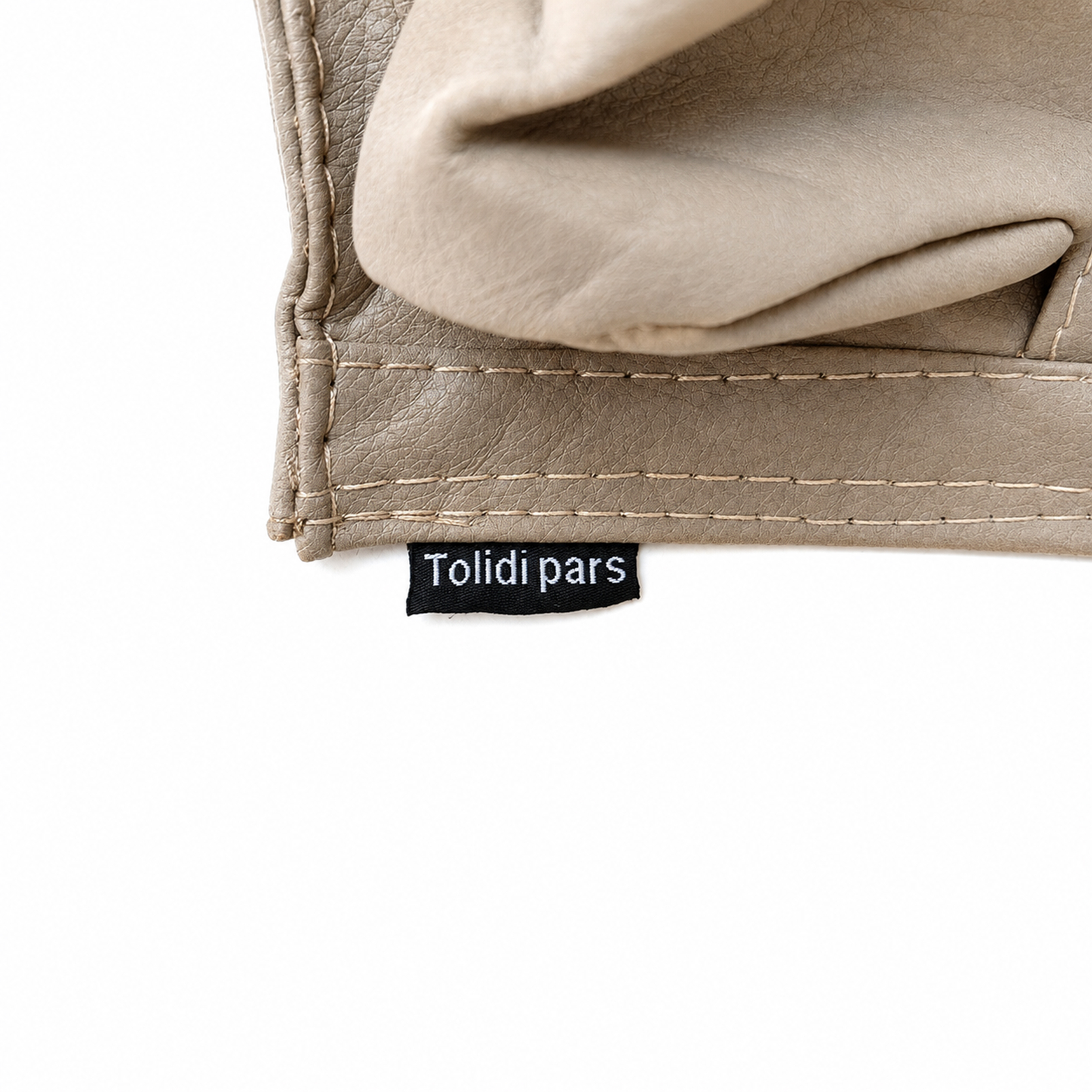 نظم دهنده خودرو تولیدی پارس مدل لیوان و موبایل کد p370