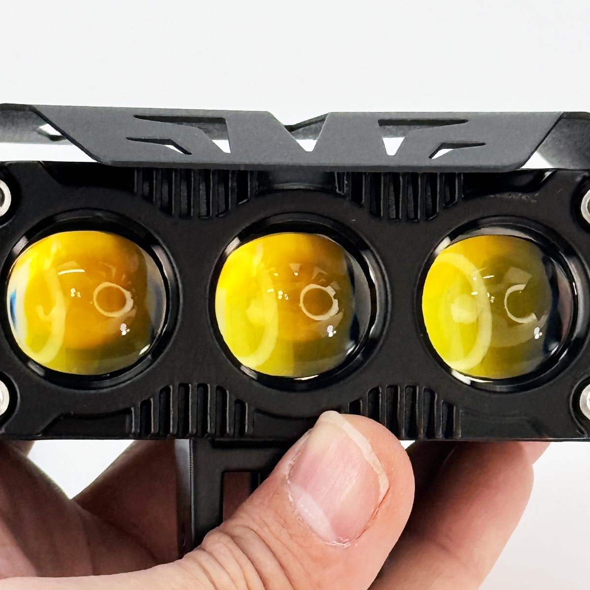 چراغ سه لنز TRI-BEAM X3 کد 2370 بسته 2 عددی