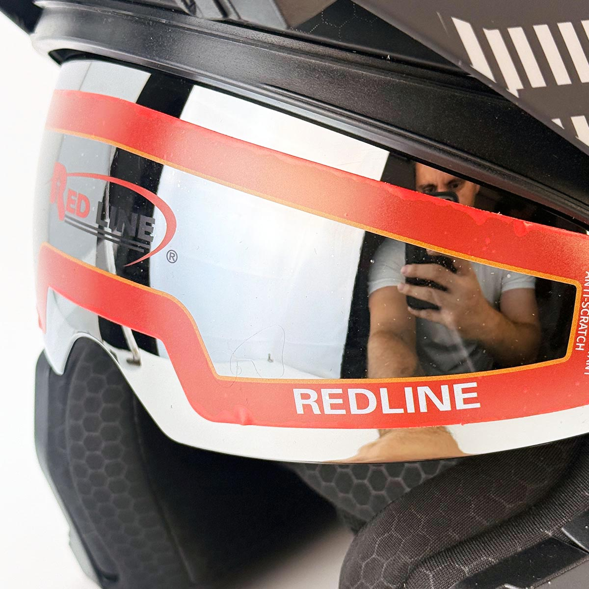 کلاه کاسکت فک متحرک ردلاین مدل speed کد 2359